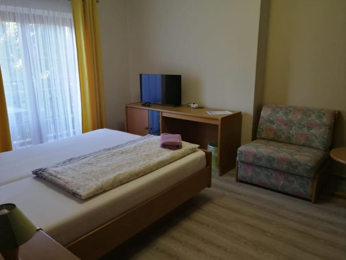 Hotel Waldidyll Eggesin Buitenkant foto